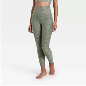 All In Motion Ultra High Rise 7/8 Legging Contour Curvy Olive Green Size XS‎ NEW